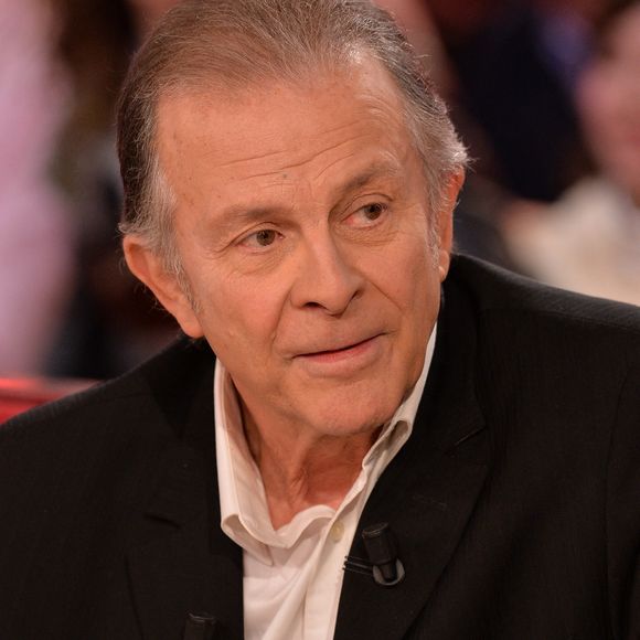 Il y a plus de vingt ans, le comédien Roland Giraud avait la douleur de perdre sa fille Géraldine.

Roland Giraud lors de l'enregistrement de Vivement Dimanche, Paris, France.