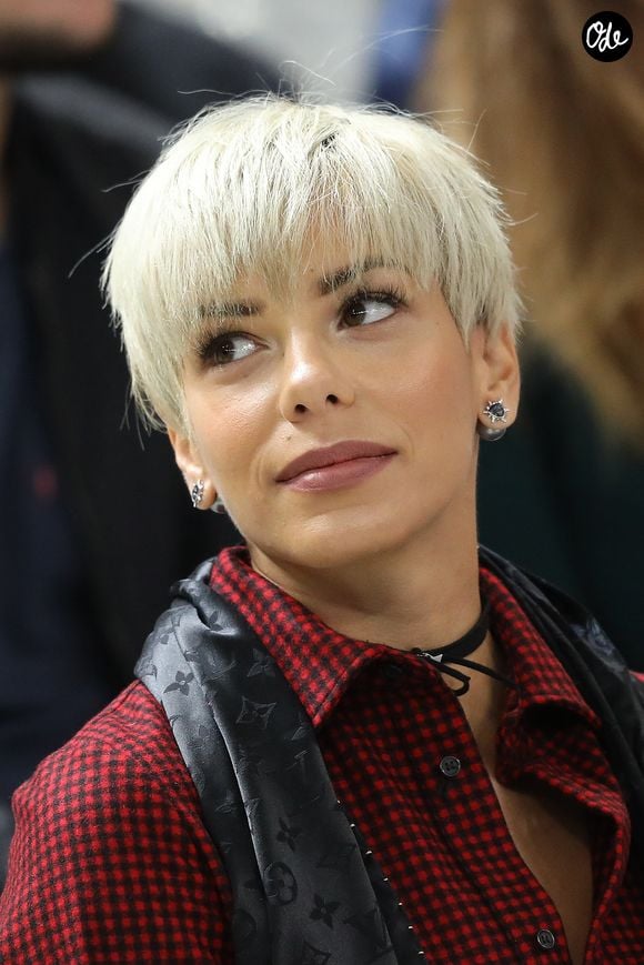 Toujours très épaulée par son mari, l'entrepreneuse compte bien surmonter cette nouvelle épreuve intime avec beaucoup de force et de courage.  

Isabelle Matuidi (femme de B.Matuidi) dans les tribunes du stade de France lors du match de ligue des nations opposant la France à l'Allemagne à Saint-Denis, Seine Saint-Denis, France, le 16 octobre 2018. La France a gagné 2-1. AGENCE / BESTIMAGE