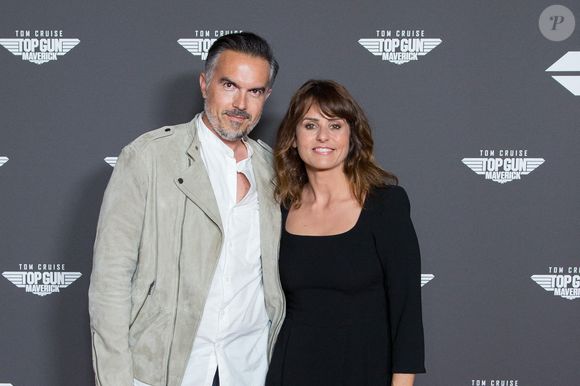 Maxime Chattam et sa femme Faustine Bollaert assistent à la première du film 'Top Gun Maverick' à l'UGC Normandie à Paris le 19 mai 2022 à Paris, France. Photo by Nasser Berzane/ABACAPRESS.COM