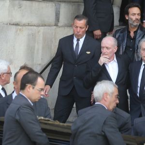 Pascal Desprez, Alain Delon, Anthony Delon - Sorties des obsèques de Mireille Darc en l'église Saint-Sulpice à Paris. Le 1er septembre 2017. © Agence / Bestimage
