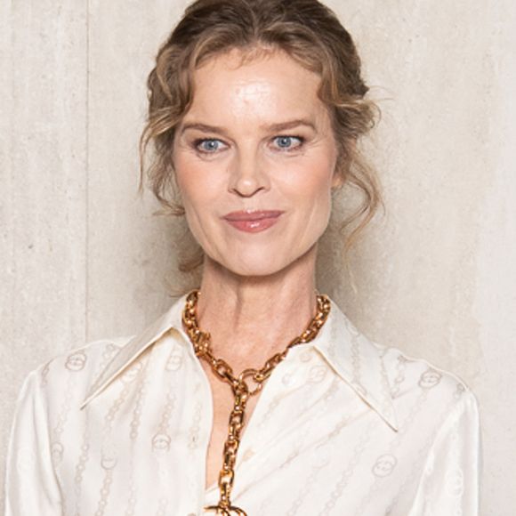 Eva Herzigová a épousé Gregorio Marsiaj après 25 ans d’histoire et trois enfants.

Eva Herzigová Fashion Week de Milan - Femme Automne/Hiver, Défilé de mode Gucci, Milan, Italie

©SGPItalia / Bestimage