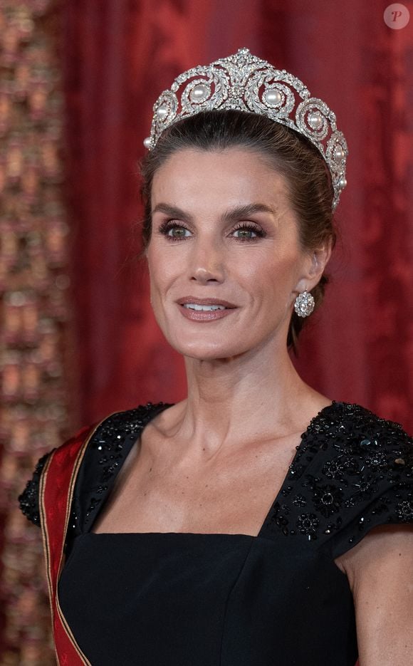 Le roi Felipe VI et la reine Letizia d'Espagne, accueillent Frank-Walter Steinmeier (Président fédéral de l'Allemagne) et sa femme Elke Budenbender pour un dîner de gala en leur honneur au palais royal à Madrid. Photo par LALO YASKY / BESTIMAGE