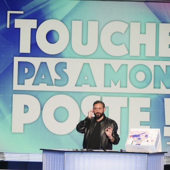 Exclusif - Cyril Hanouna - Plateau de la dernière émission "TPMP" présentée par C.Hanouna à Paris  le 26 mars 2025. Cyril Hanouna va désormais entamer une diète cathodique avant d'arriver chez M6 et reste en attendant sur Europe 1. © Jack Tribeca / Bestimage