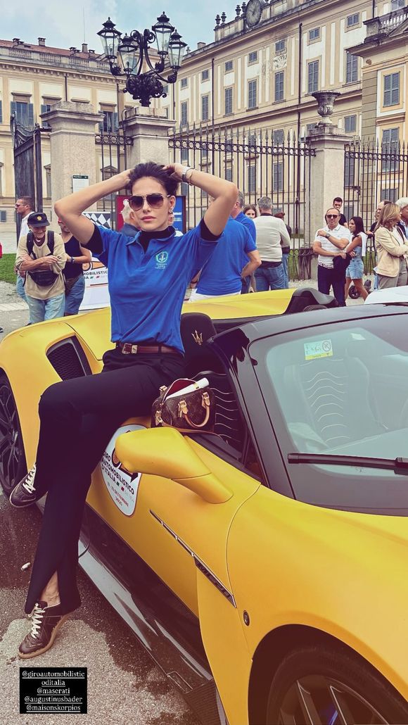 Sur Instagram, l'ex Miss Mexique a partagé plusieurs clichés de son escapade en amoureux avec le prince. 

Emmanuel-Philibert de Savoie et Adriana Abascal @Instagram