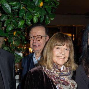 Massimo Gargia, Chantal Goya et Chahrazad Rizh. au dîner de Noël organisé par M.Gargia et C.Rizk au restaurant La Baia Paris le 23 novembre 2025.
© Sébastien Frémont / Bestimage
