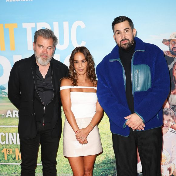 Clovis Cornillac, Alice Belaïdi et Victor-Artus Solaro, dit Artus - Avant-Première du film "Un p'tit truc en plus" au cinema UGC Normandie à Paris le 25 avril 2024. © Coadic Guirec/Bestimage