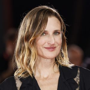 Camille Cottin assiste à un tapis rouge pour "Three Friends" (Trois Amies) lors de la 81e Mostra de Venise le 30 août 2024 à Venise, Italie. Photo Marco Piovanotto/ABACAPRESS.COM