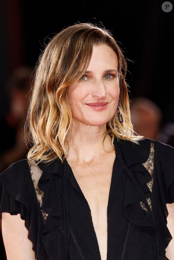 Camille Cottin assiste à un tapis rouge pour "Three Friends" (Trois Amies) lors de la 81e Mostra de Venise le 30 août 2024 à Venise, Italie. Photo Marco Piovanotto/ABACAPRESS.COM