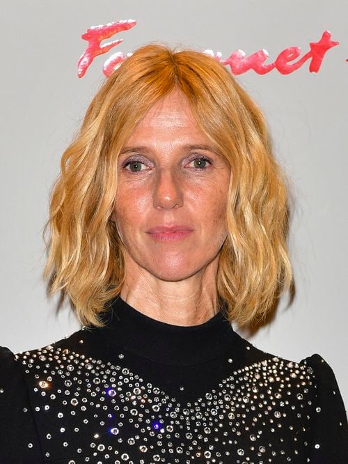 L’autre vie de Sandrine Kiberlain : loin du cinéma, elle se lance dans une nouvelle aventure artistique à Paris