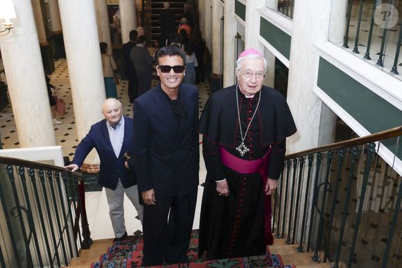 Exclusif - Omar Harfouch, Monseigneur Jean-Louis Bruguès - Concerto pour la paix de Omar Harfouch au théâtre de Béziers le 8 mai 2025 © Jack Tribeca / Bestimage