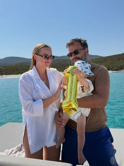Gauthier Le Bret et sa femme Éloïse fêtent le premier anniversaire de leur fils Marcel : "Le bébé bonheur qui donne envie d’en avoir 10"