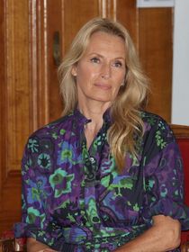 Estelle Lefébure, mère de 3 enfants, tape du poing sur la table : "Ce qu’elle a vécu est inadmissible"
