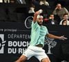 "Je sens que mon corps a plus de mal à aller à l’entraînement, à encaisser tous ces voyages, ces changements d’horaires. Il m’est arrivé souvent d’arriver sur des tournois en étant fatigué. Mon corps a dit stop tout simplement" a-t-il confié le 11 juillet 2025 à "Corse Matin".
Laurent Lokoli (FRA) lors de son dernier match de qualification à l'Open 13 Provence de Marseille, le 23 février 2022. Photo Corinne Dubreuil/ABACAPRESS.COM