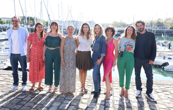 Guest, Julie Bargeton, guest, Helene de Fougerolles, Fanny Gilles, guest, Stephan Guerrin-Tillié - Photocall de la série "Sam" lors de la 25ème édition du Festival de la Fiction de la Rochelle. Le 15 septembre 2023
© Denis Guignebourg / Bestimage