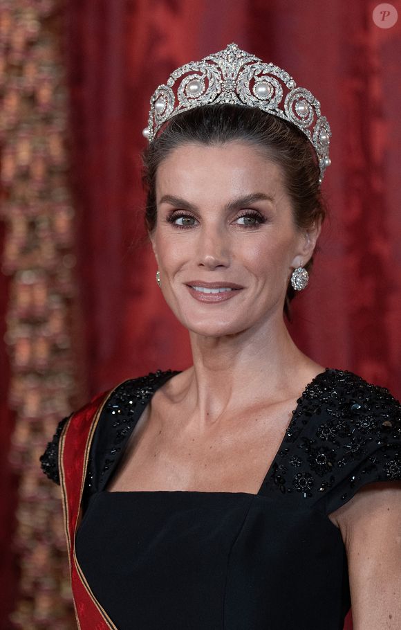 Le roi Felipe VI et la reine Letizia d'Espagne, accueillent Frank-Walter Steinmeier (Président fédéral de l'Allemagne) et sa femme Elke Budenbender pour un dîner de gala en leur honneur au palais royal à Madrid. Photo par LALO YASKY / BESTIMAGE