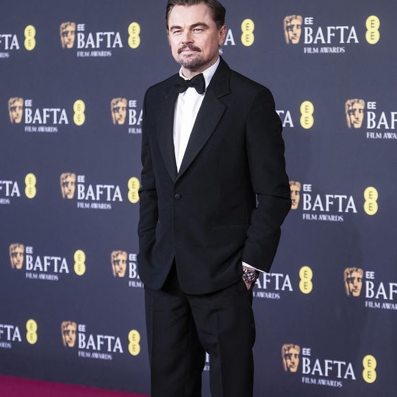 Une somme, on l'imagine, équivalente à environ plusieurs années de salaire pour ce professionnel de la restauration. 

Leonardo DiCaprio - Photocall des "EE BAFTA 2006 (British Academy Film Awards)" au Royal Festival Hall de Waterloo à Londres, le 22 février 2026.