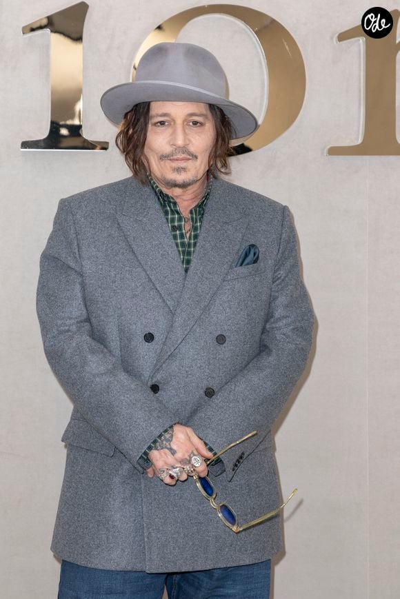 Cette propriété de plus de 15 hectares, pensée comme un refuge familial, comprend une maison principale, plusieurs maisons d’invités et de nombreux équipements.

Johnny Depp au photocall au défilé Christian Dior Collection Femme Prêt-à-Porter Printemps/Eté 2026 lors de la Fashion Week de Paris (PFW), dans le Jardin des Tuileries, à Paris, France, le 1er octobre 2025. © Olivier Borde/Bestimage