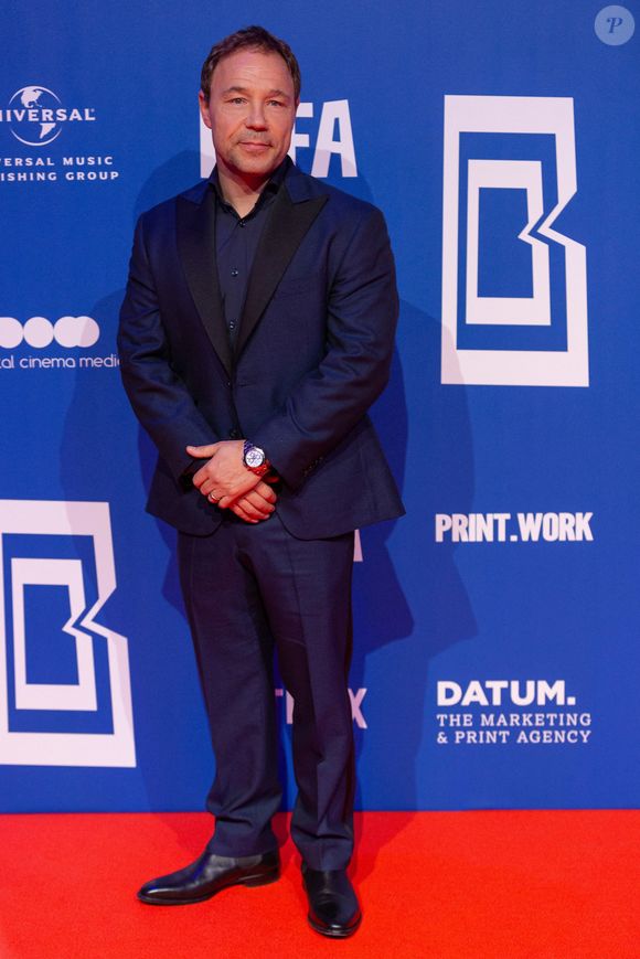 L'acteur et scénariste Stephen Graham avait pourtant bien expliqué que la série était inspirée des multiples attaques à l'arme blanche qui endeuillent le Royaume-uni,

Stephen Graham au photocall de la 24ème édition des "British Independent Film Awards 2021" à Londres, le 5 décembre 2021. © Pietro Recchia/SOPA Images via Zuma Press/Bestimage