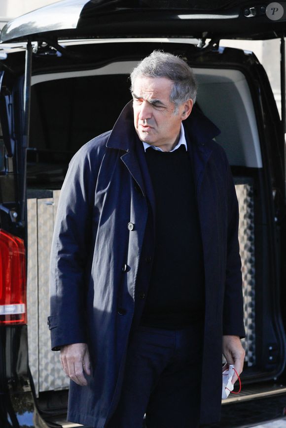 Christopher Baldelli - Arrivées aux obsèques de Etienne Mougeotte en l'église Saint-François-Xavier à Paris. Le 13 octobre 2021
© Jacovides-Clovis / Bestimage