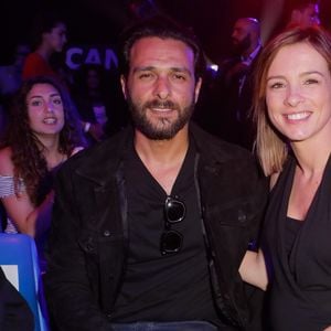 Maxim Nucci (Yodelice) et sa compagne Isabelle Ithurburu - Maxim Nucci (Yodelice) et sa compagne enceinte Isabelle Ithurburu assistent au match de boxe de Tony Yoka au palais des sports de Paris, le 23 juin 2018 © Veeren-CVS/Bestimage | 00388569