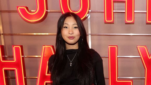 Jade Hallyday : ses premières créations de prêt-à-porter présentées lors d'un défilé, sa mère Laeticia Hallyday très fière