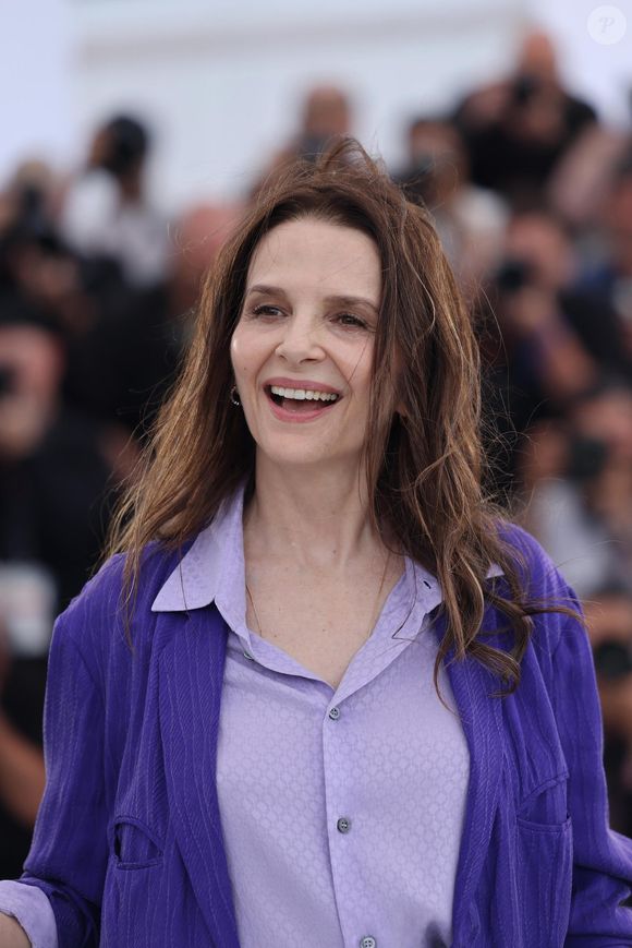 Juliette Binoche au photocall Les Presidentes Des Jurys Du 78 Festival De Cannes lors du 78ème Festival International du Film de Cannes, au Palais des Festivals à Cannes, France, le 17 mai 2025. © Jacovides-Moreau/Bestimage