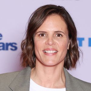 Elle se dit aujourd'hui bien seule et n'a pas envie de trouver l'amour

Laure Manaudou participe au photocall de Danse Avec Les Stars dans les studios de TF1 à Paris, France, le 18 décembre 2025. Photo by Jerome Domine/ABACAPRESS.COM