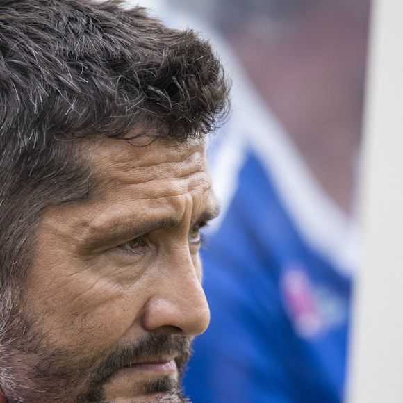 Bixente Lizarazu lors du match d'inauguration du stade Charles de Gaulle à Colombey-les-Deux-Églises entre le Variétés Club de France et le club local le 6 juin 2021. 

© Pierre Perusseau / Bestimage