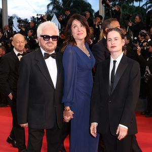Marc Cerrone et sa femme Jill, Rahim Redcar (Christine and the Queens) - Montée des marches du film « Die my love » lors du 78ème Festival International du Film de Cannes, au Palais des Festivals à Cannes. Le 17 mai 2025
© Jacovides-Moreau / Bestimage