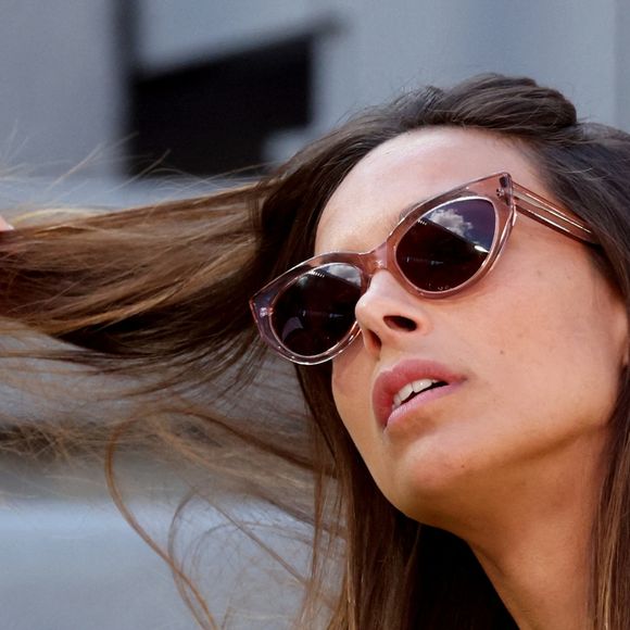 Marine Lorphelin (Miss France 2013) - Célébrités dans les tribunes des internationaux de France de Roland Garros à Paris le 1er juin 2022. © Cyril Moreau - Dominique Jacovides/Bestimage