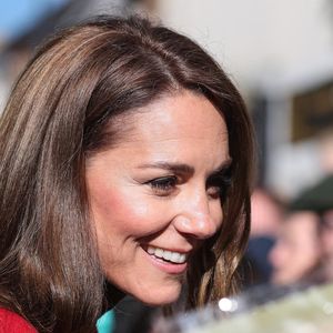 Le prince William et  Kate Middleton à la sortie du marché de Pontypridd, le 27 février 2025. 

Photo :  Backgrid UK / Bestimage