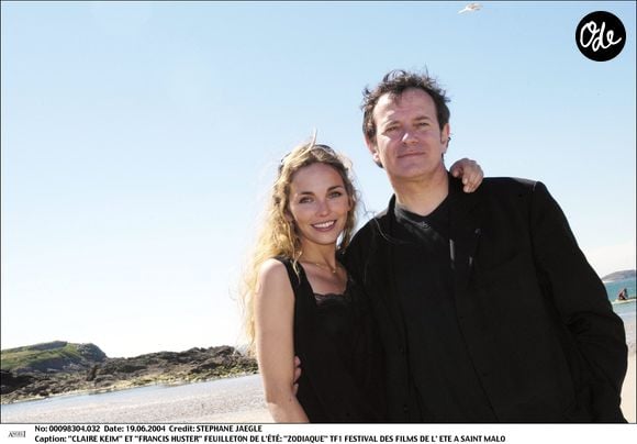 Selon l'acteur, l'actrice n'a pas pu participer au projet en raison de son emploi du temps chargé.

Claire Keim et Francis Huster au Festival des Films de l'été à Saint-Malo.

© JAEGLE STEPHANE / BESTIMAGE