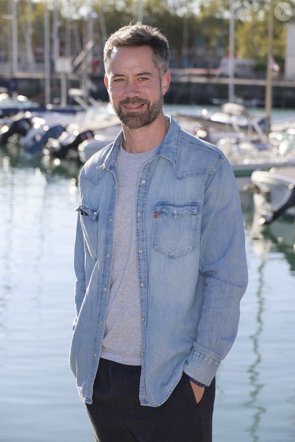 Emmanuel Moire DEMAIN NOUS APPARTIENT 
Le festival de fiction TV de La Rochelle samedi 17 septembre 2022. © Christophe Aubert via Bestimage