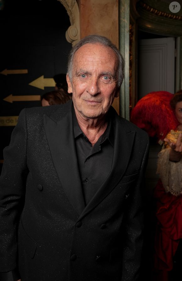 En septembre 2025, la famille Théry a racheté le domaine pour lui offrir un nouveau souffle.

Exclusif - Yves Lecoq fête ses 80 ans au musée Grévin à Paris le 4 mai 2026.

© Anne-Sophie Guebey / Bestimage