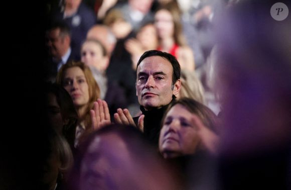C'est en story ce mardi 18 février 2025 qu'il a poussé un véritable coup de gueule,

Anthony Delon lors de la soirée hommage Ciné-concert symphonique "Alain Delon, le dernier Samouraï" au palais des congrès à Paris le 8 novembre 2024 le jour de son anniversaire. Pour cette soirée, le chef d'orchestre Vahan Mardirossian a dirigé l'orchestre symphonique de Douai.

© Jacovides / Moreau / Bestimage
