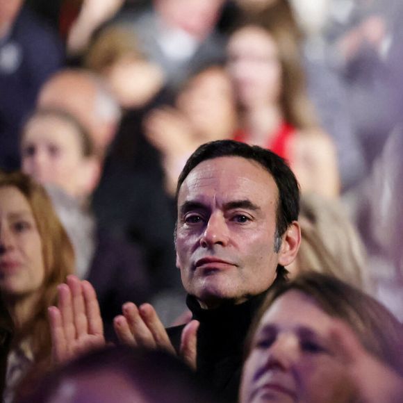 C'est en story ce mardi 18 février 2025 qu'il a poussé un véritable coup de gueule,

Anthony Delon lors de la soirée hommage Ciné-concert symphonique "Alain Delon, le dernier Samouraï" au palais des congrès à Paris le 8 novembre 2024 le jour de son anniversaire. Pour cette soirée, le chef d'orchestre Vahan Mardirossian a dirigé l'orchestre symphonique de Douai.

© Jacovides / Moreau / Bestimage