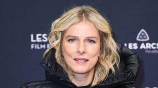 Karin Viard : Des nouvelles de l'actrice après sa chute au ski qui lui a valu un traumatisme crânien