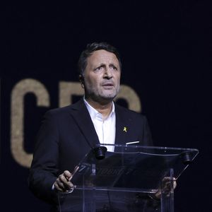 Arthur (Jacques Essebag) lors d'une cérémonie organisée par le Conseil des institutions juives de France (CRIF) en hommage aux victimes des attentats du Hamas du 7 octobre 2023 contre Israël, à l'occasion du premier anniversaire de l'événement, à Paris, le 7 octobre 2024. 

© Jack Tribeca / Bestimage