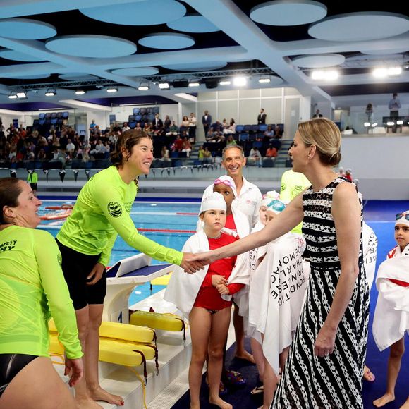 La princesse Charlène de Monaco, Brigitte Macron lors de l'opération Water Safety Day à la piscine du stade Louis II à Monaco le 8 juin 2025.
© Dominique Jacovides / Bestimage