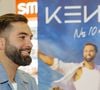 Kendji Girac a raconté cette anecdote dans son livre.
Le chanteur Kendji Girac en séance de dédicaces pour son autobiographie Mi vida à la Librairie du Furet du Nord à Lille, France, le 1er octobre 2025. © Stephane Vansteenkiste/Bestimage
