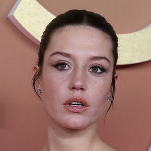 Adèle Exarchopoulos critiquée, une journaliste la défend

Adèle Exarchopoulos - Photocall de la 50ème édition de la cérémonie des César à l'Olympia à Paris, France © Dominique Jacovides - Olivier Borde / Bestimage