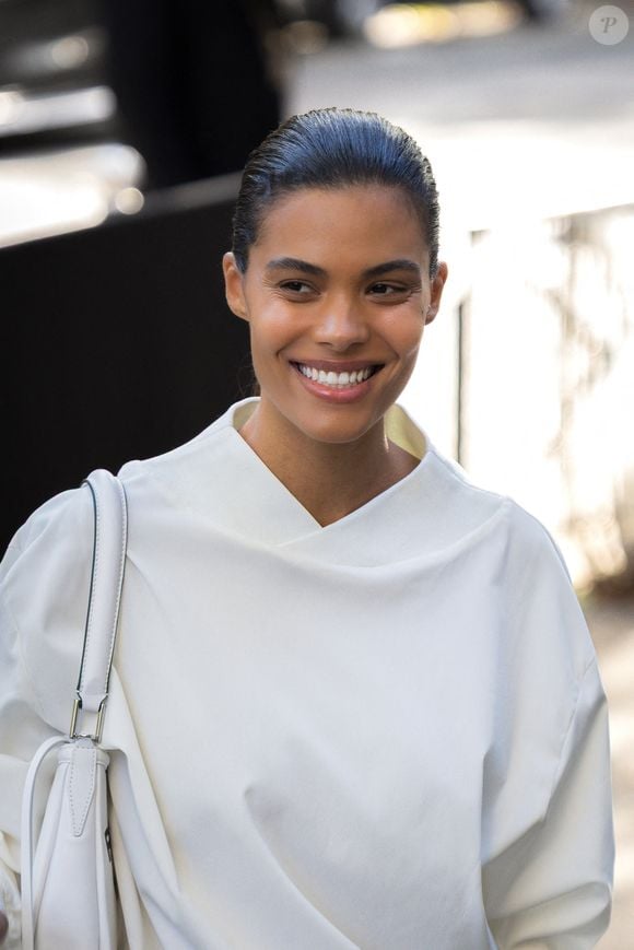 Il s'agit du crossfit

Tina Kunakey - Arrivées au défilé Lacoste Collection Femme Prêt-à-Porter Printemps/Eté 2026 lors de la Fashion Week de Paris (PFW) le 5 octobre 2025. © Florian Lavielle/Bestimage
