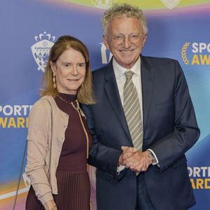 MONFORT Nelson (Sports Presenter and Journalist) et sa femme - Photocall de la soirée des Sportel Awards 2024 au Grimaldi Forum à Monaco le 28 octobre 2024. © Fred Dides/Panoramic/bestimage