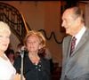Celle dont la vie sentimentale avec Jacques Chirac n’a pas été un long fleuve tranquille a eu droit à plusieurs hommages. Parmi eux, celui de l’actrice Line Renaud, 97 ans.

Line Renaud, Bernadette et Jacques Chirac - Line Renaud fête ses 80 ans au Pre Catelan à Paris - 02/07/2008 - RINDOFF-GUIREC / BESTIMAGE