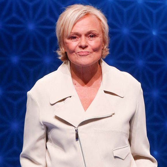 Muriel Robin fait partie du casting de la saison 5 de "Lol, qui rit sort" sur Amazon Prime

Exclusif - Muriel Robin - Enregistrement de l'émission "La Boîte à secrets", au Studio du Lendit, présentée par F.Bollaert et diffusée sur France 3.
© Christophe Clovis / Bestimage