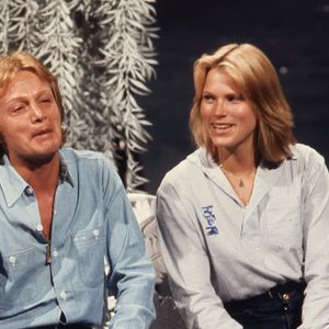 Claude François et sa dernière compagne Kathalyn Jones en 1977 - Archive Portrait (JLPPA / Bestimage).
