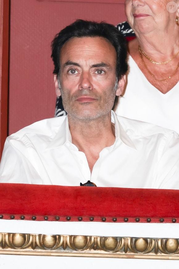 Exclusif - Anthony Delon -  Concerto pour la paix de Omar Harfouch au théâtre de Béziers le 8 mai 2025. Aujourd’hui, au Théâtre Municipal de Béziers, une salle comble assistait à un événement attendu : le retour d’O. Harfouch dans la ville où tout a commencé pour son Concerto pour la Paix.
© Jack Tribeca / Bestimage