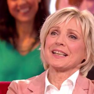 Émission "Vivement dimanche" du 15 juin 2025 avec Evelyne Dhéliat. France 3.
