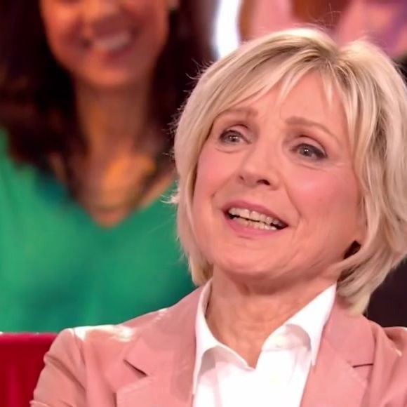 Émission "Vivement dimanche" du 15 juin 2025 avec Evelyne Dhéliat. France 3.