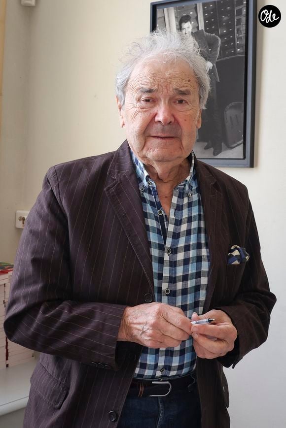 Semi-exclusif - Pierre Perret - 30ème Journées Nationales du Livre et du Vin à Saumur le 11 avril 2026. © Jack Tribeca / Bestimage